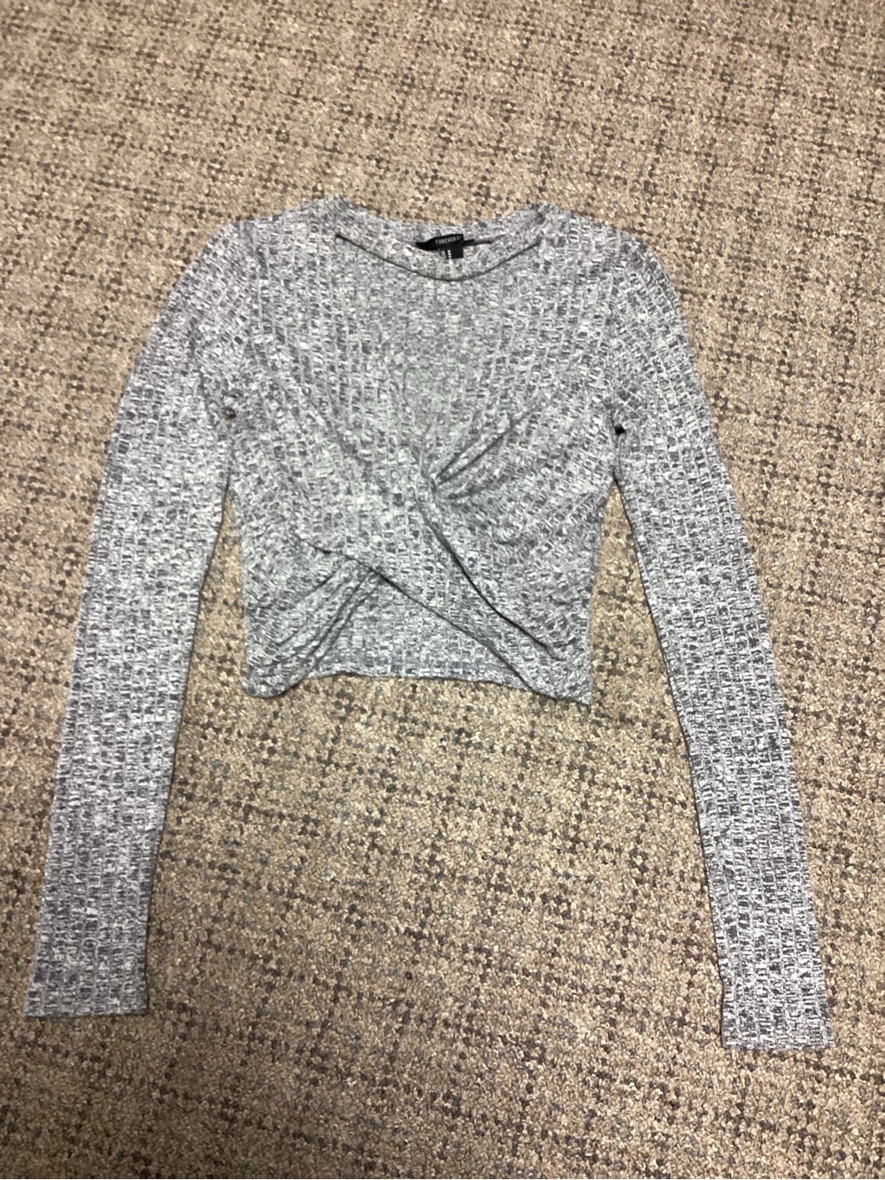 Forever 21 Gray Ribbed Twist-Front Long Sleeve Top * Size M